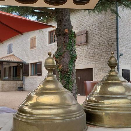 Domaine Bassy Ξενοδοχείο Saint-Gengoux-de-Scissé Εξωτερικό φωτογραφία